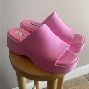 Steve Madden Vibrant Pink Mules